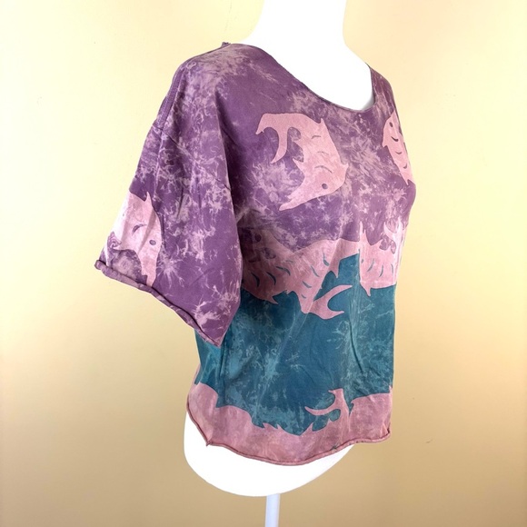Keris Fashion Maroon/Mauve Scoop Neck Wax Batik Fish Cropped Tee Size M - Picture 3 of 14